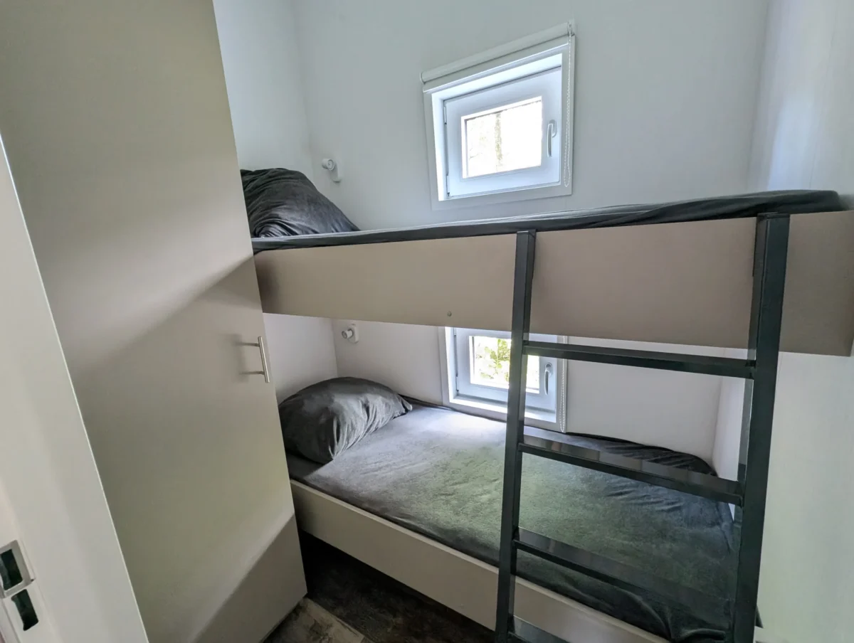 Slaapkamer met stapelbed